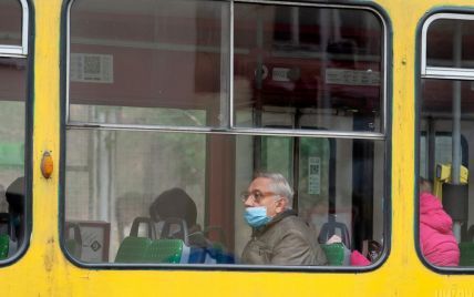 В Киевской области усилили COVID-контроль в транспорте: как теперь будут ездить пассажиры