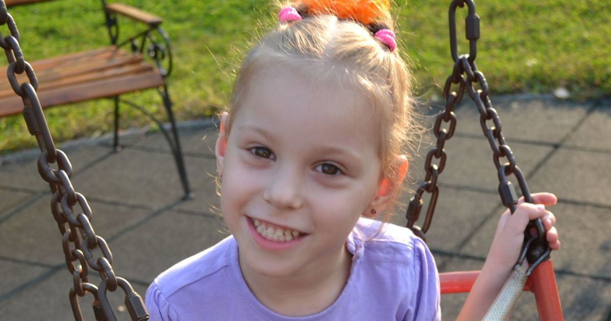 Помогите родителям Ксении вылечить дочку