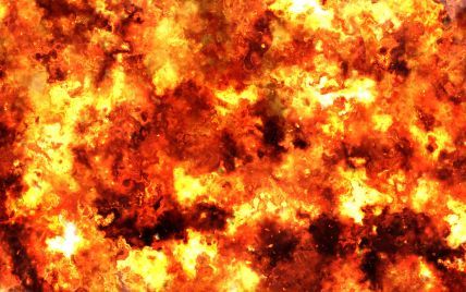 На Житомирщині в охопленому вогнем будинку опинилися троє дітей
