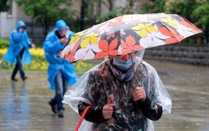 Синоптики предупреждают о дождях и грозах в Киеве