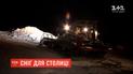 У столицю з Карпат везуть 30 тонн снігу, аби потішити киян зимовими розвагами