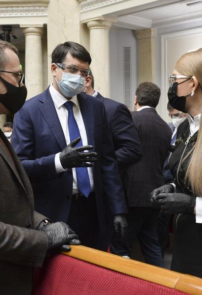 Верховна Рада в масках. Юлія Тимошенко / © Associated Press