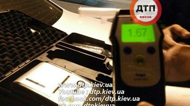 ДТП в Киеве с участием авто, в котором была Савченко / © dtp.kiev.ua