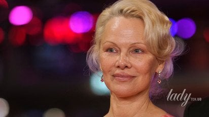 Памела Андерсон