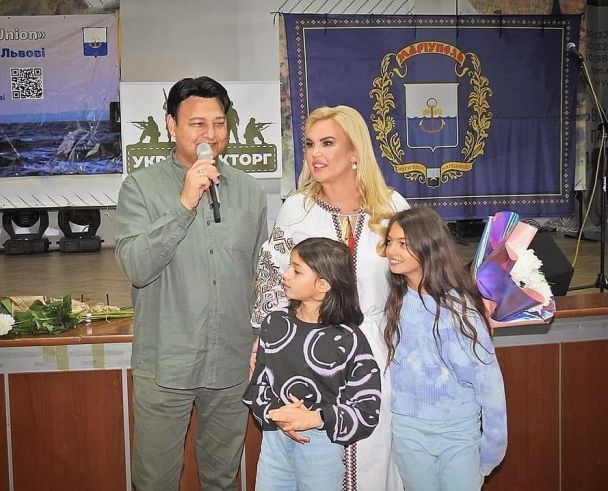 Камалія виступила перед переселенцями з Маріуполя / © instagram.com/kamaliyaofficial