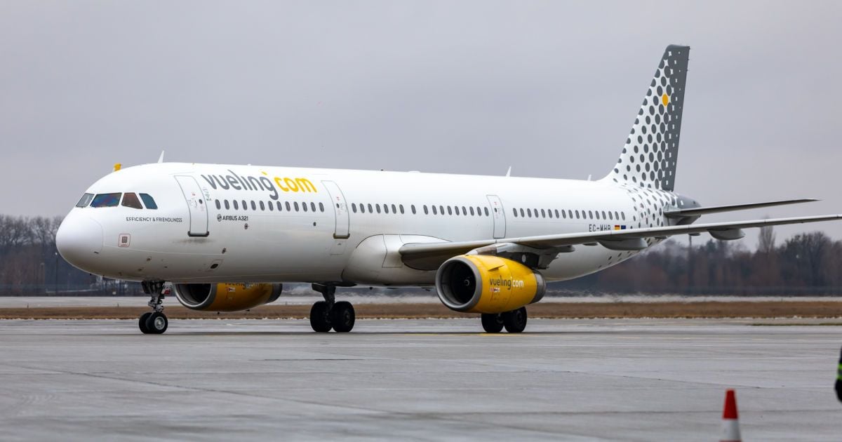 Іспанський лоукостер Vueling Airlines починає літати до України: куди і звідки курсуватиме