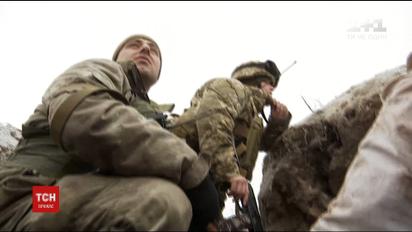 Бойовики з артилерії обстрілюють Піски та Водяне