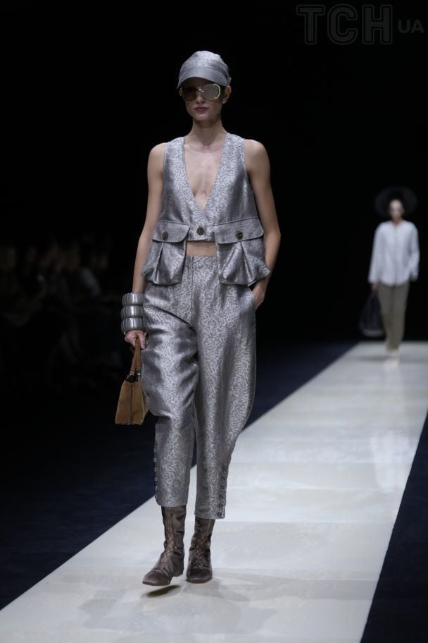 Коллекция Emporio Armani весна-лето 2025 / © Associated Press