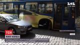 В Днепре колесо троллейбуса вдребезги разбило витрину бутика