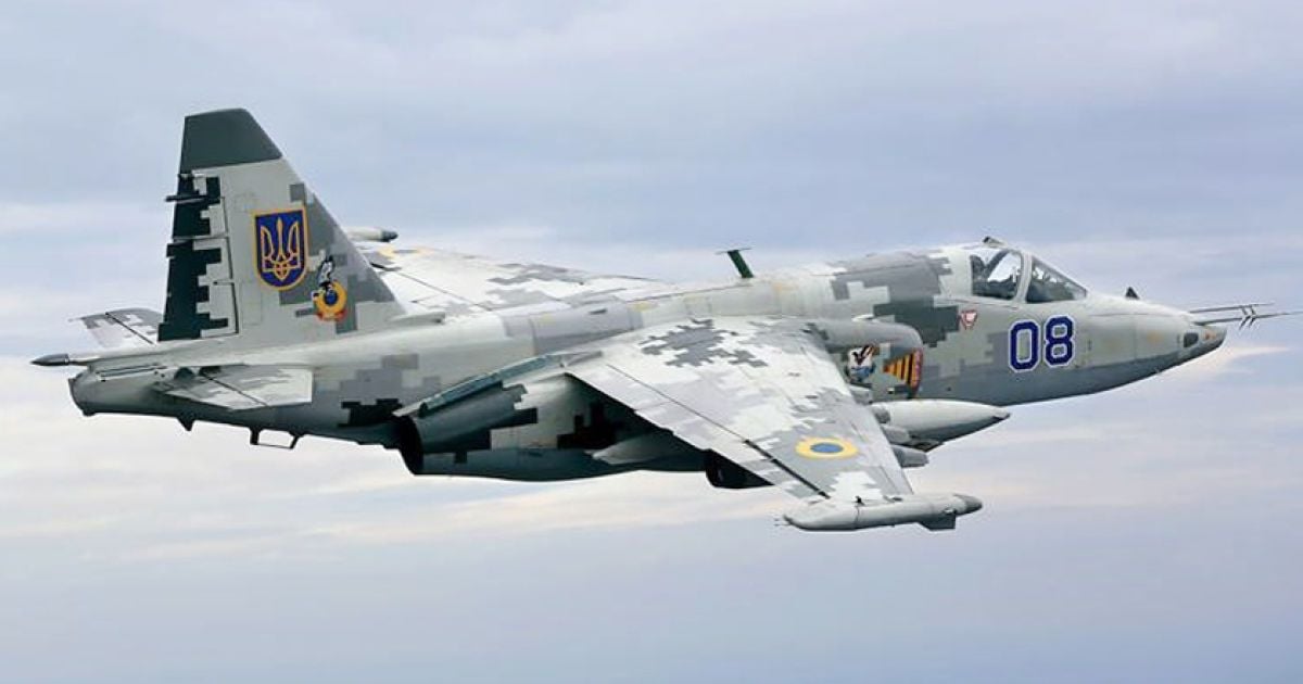 Су-25 - одномісний броньований дозвуковий штурмовик