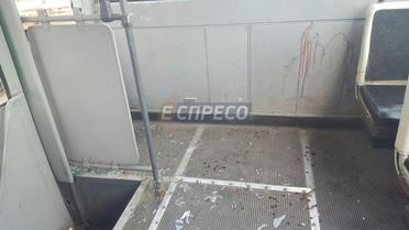 У Києві тролейбус з пасажирами протаранив вантажівку 3 / © Еспресо TV