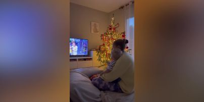 Екатерина Осадчая показала, как с 2-летним сыном провела вечер дома