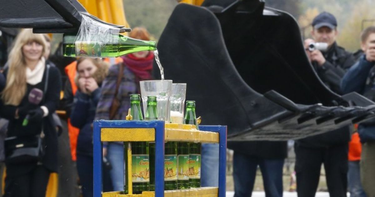 Во время соревнований операторов и водителей спецтехники в Киеве / © УНИАН