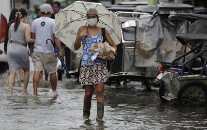 Филиппины страдают от мощного тайфуна: есть погибшие и пропавшие без вести