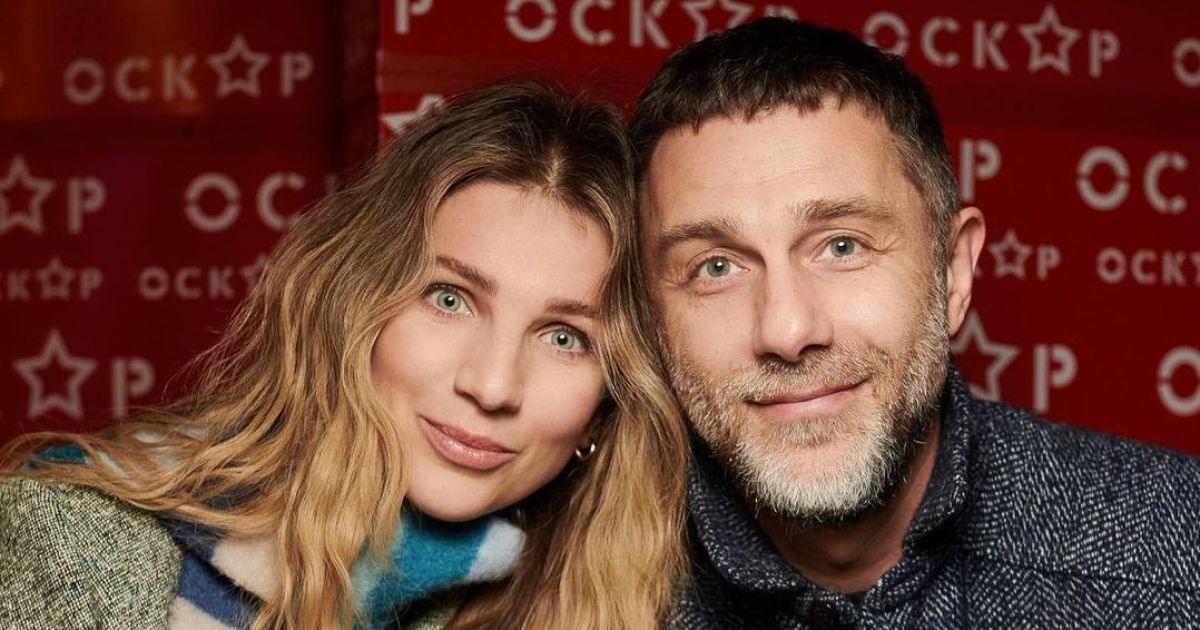 Катя Сільченко з нареченим