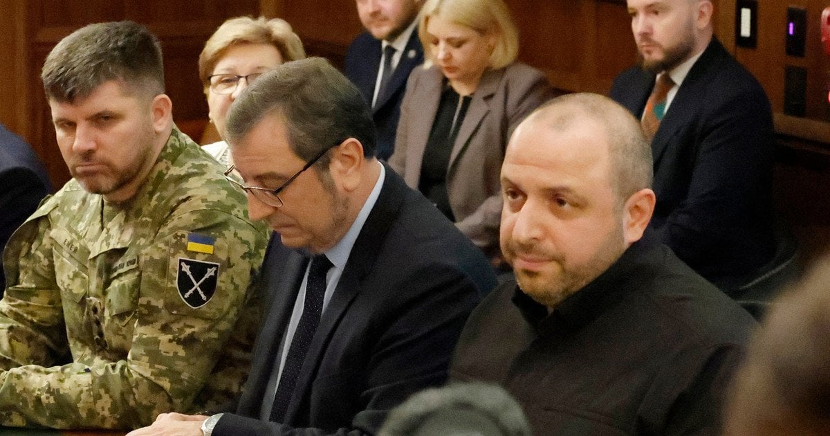 Рустем Умєров