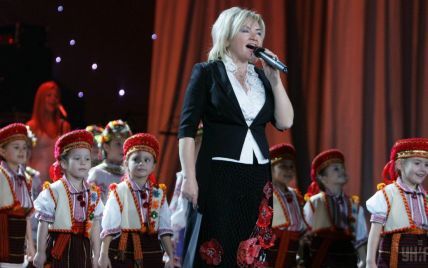 Эксклюзивное видео ТСН. Как звезды и первая леди Украины поздравляли с юбилеем куму Порошенко Билозир