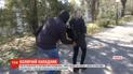Вінниця налякана історіями про чоловіка, який полює на жінок і штрикає їх гострим предметом