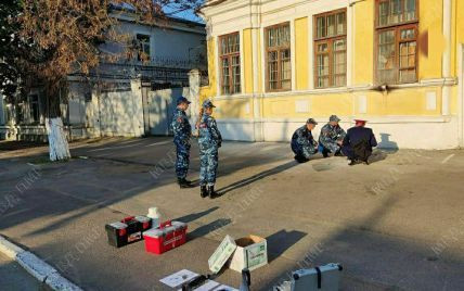 У Придністров'ї заявили, що в нафтобазу і військкомат в Тирасполі кинули "коктейлі Молотова"