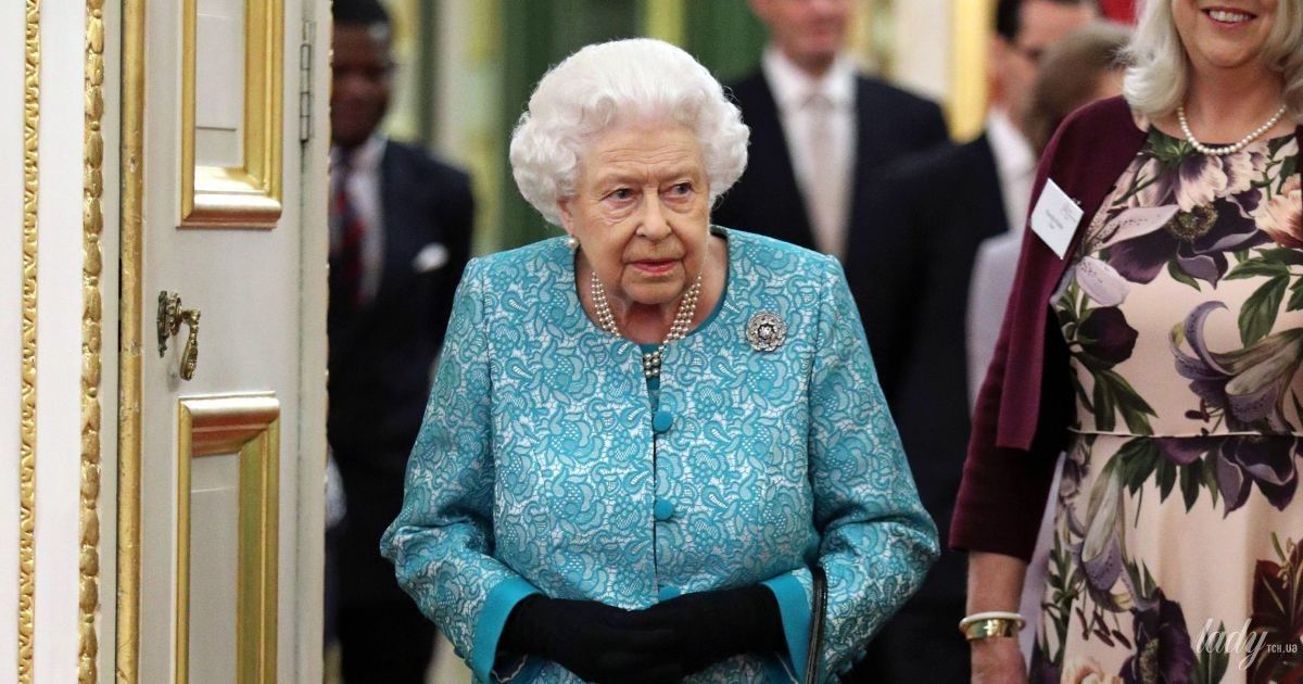 Королева Елизавета II