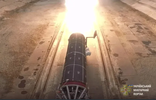 Зображення з випробування ракетного двигуна 2018 року, пов’язаного з розробкою ракети Грім-2. Фото: Mil.in.ua / © 