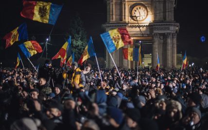 Майдан по-молдавски: почему в Кишиневе штурмуют парламент