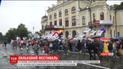 Відкриття лялькового фестивалю у Києві перетворилося на космічне шоу