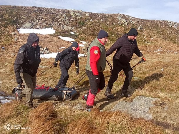 На Рахівщині у горах знайшли тіла двох туристів із Вінниччини / © ДСНС