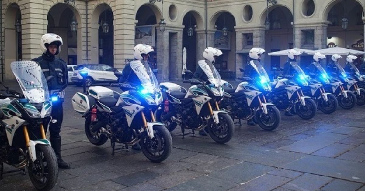 Итальянские полицейские получили мотоциклы Yamaha Tracer 900