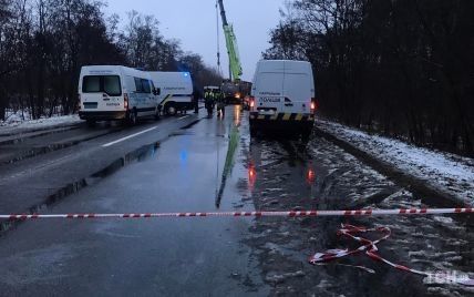 Випадок врятував життя: чоловік, якого вважали загиблим у моторошній ДТП під Черніговом, не поїхав маршруткою