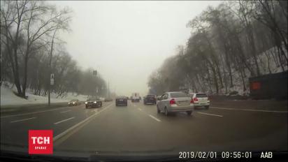 Відео з реєстратора постраждалої у ДТП автівки