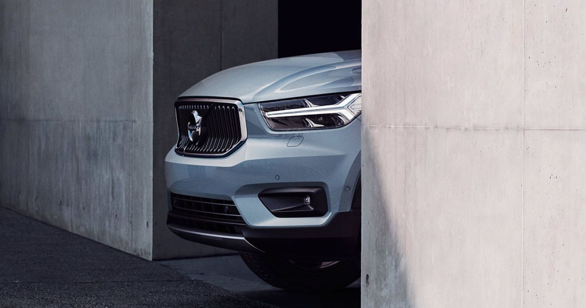Volvo опубликовал изображения нового компактного кроссовера
