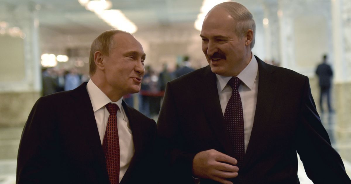 У Мінську тривають мирні переговори "нормандської четвірки". / © vk.com/tasya_zv