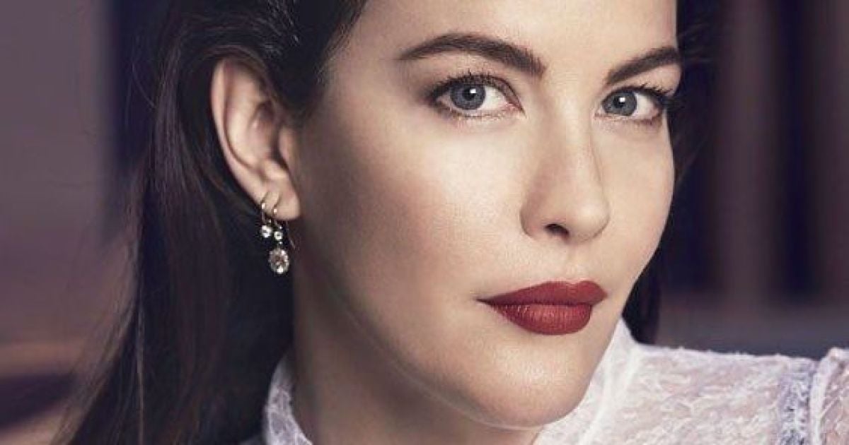 Лив Тайлер в фотосете для Elle Singapore