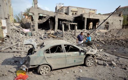 Кровавые поминки: из-за авиаудара по пригороду столицы Йемена погибли 9 женщин и ребенок