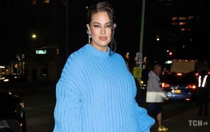 В голубой кофте-платье: модель plus-size Эшли Грэм сходила на показ Marc Jacobs