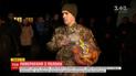 Земляки тепло встречают воинов, возвращающихся из плена боевиков