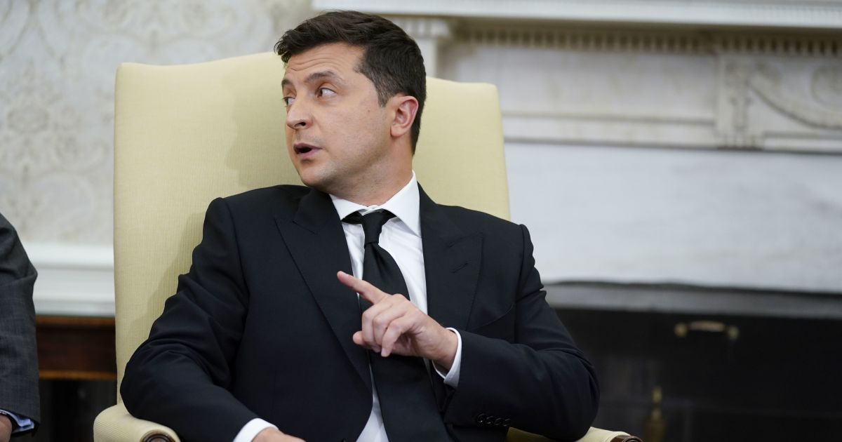 Зеленский пообещал украинцам в США реализовать идею двойного гражданства