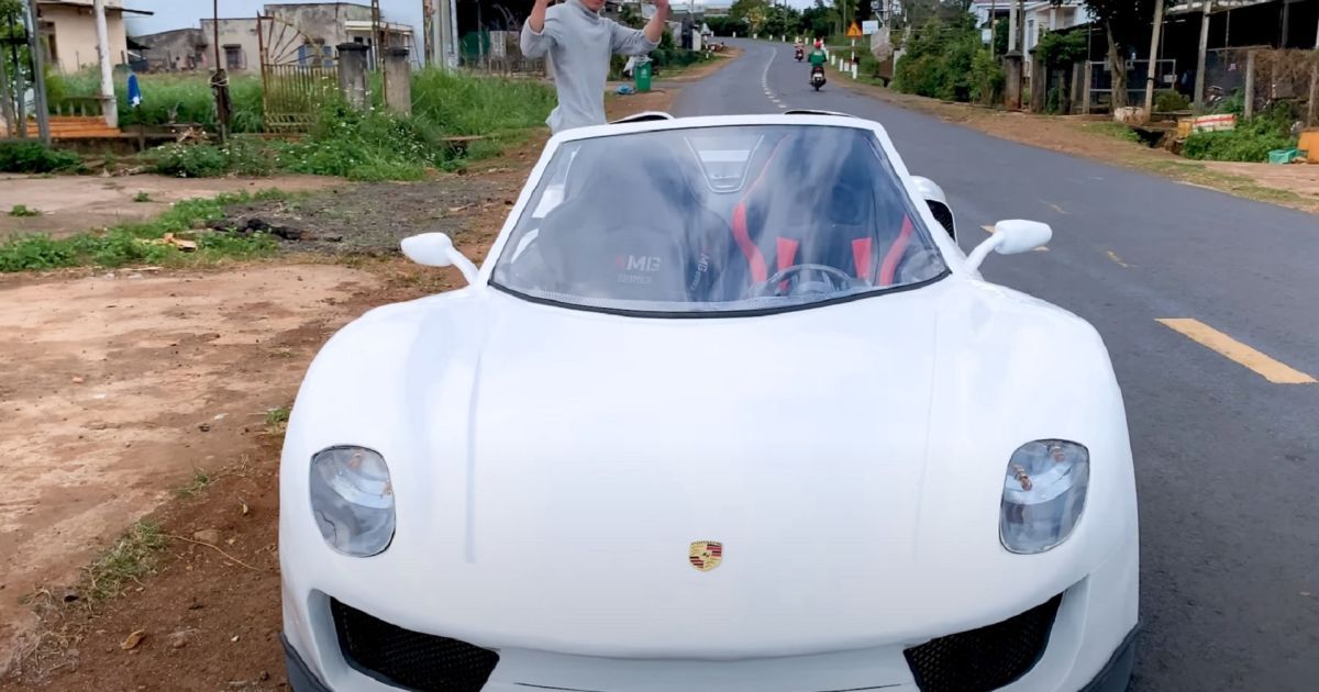 Реплика самого дорогого серийного Porsche появилась на улицах Вьетнама