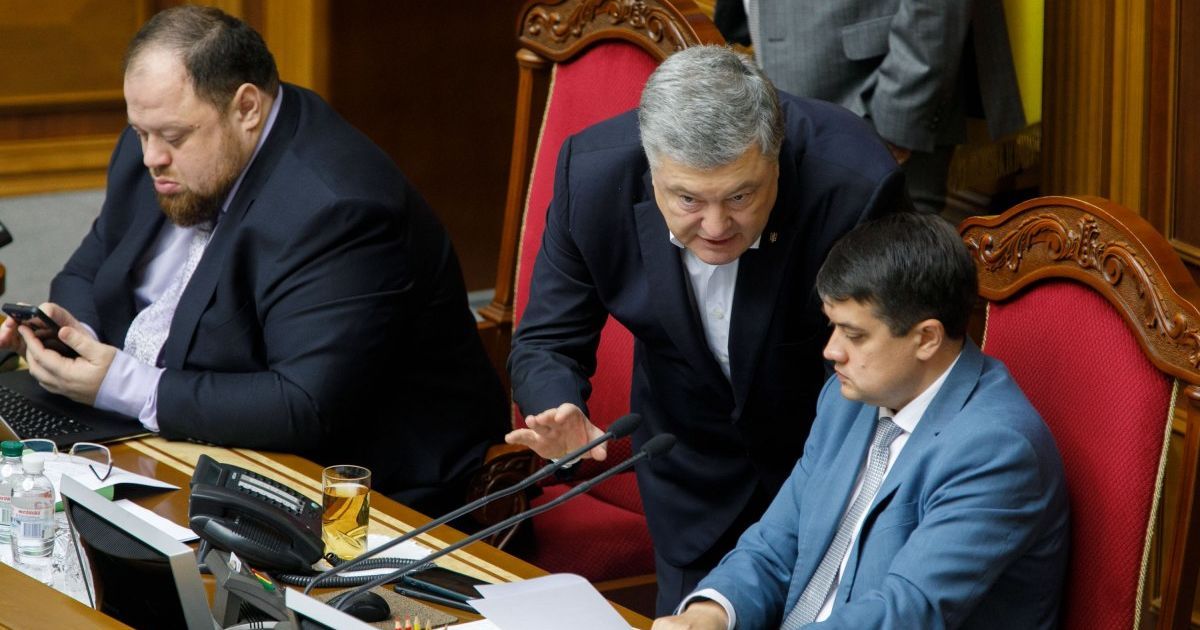Скандал у Раді: "Слуги народу" пишуть заяву до прокуратури на Федину, а "ЄС" просить покарати Шевченка