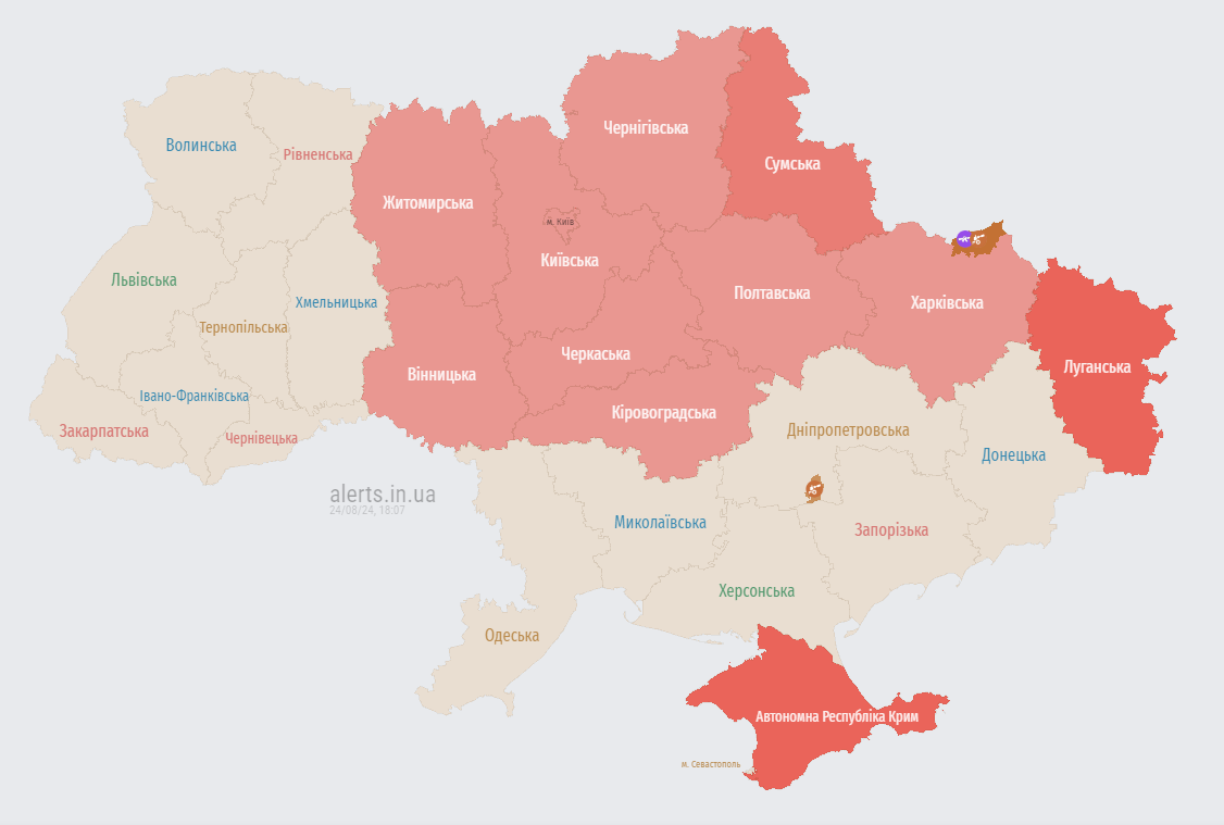 Повітряна тривога охопила частину України: що відомо