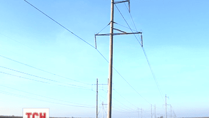 Активісти енергетичної блокади Криму допустили електриків до ЛЕП «Каховська-Титан»