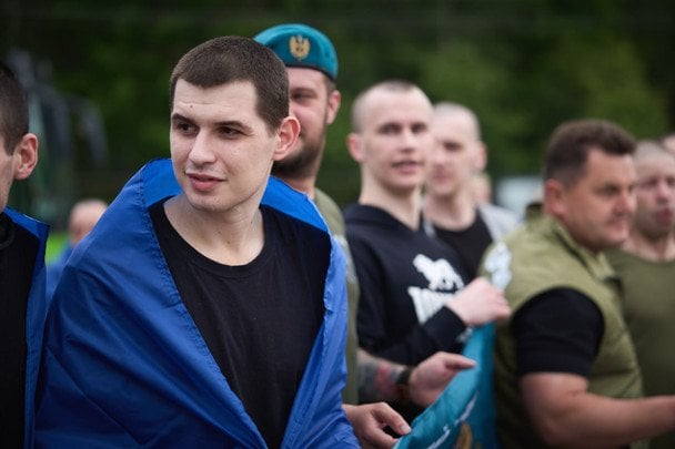 Обмін полоненими 12 червня