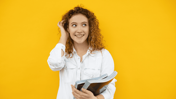 З Днем студента 2025 року — теплі привітання в прозі, красиві картинки українською