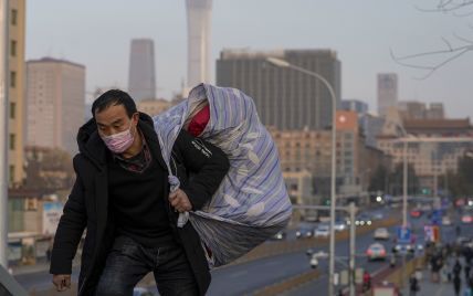 Китай закрив на карантин місто через випадок зараження коронавірусом