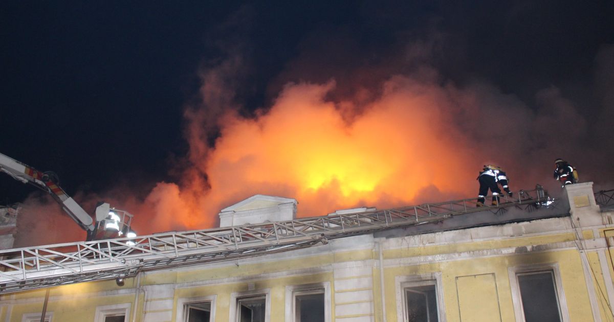 Пожежа на Сагайдачного_5 / © Управление ГСЧС Киева