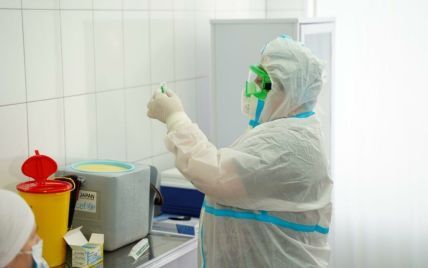 Вакцинация в Украине: в Минздраве сообщили, сколько людей уже получили прививки