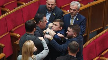 бійка депутатів у верховній раді _1 / © УНИАН