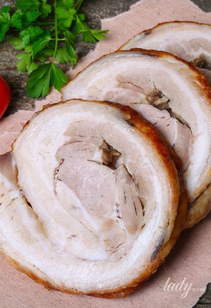 Рулет из свиной рульки