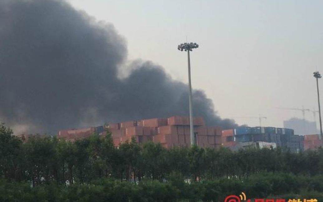 Последствия взрыва в 500 метрах от эпицентра. / © twitter.com/shanghaiist